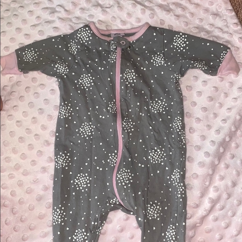 Onesie / PJs